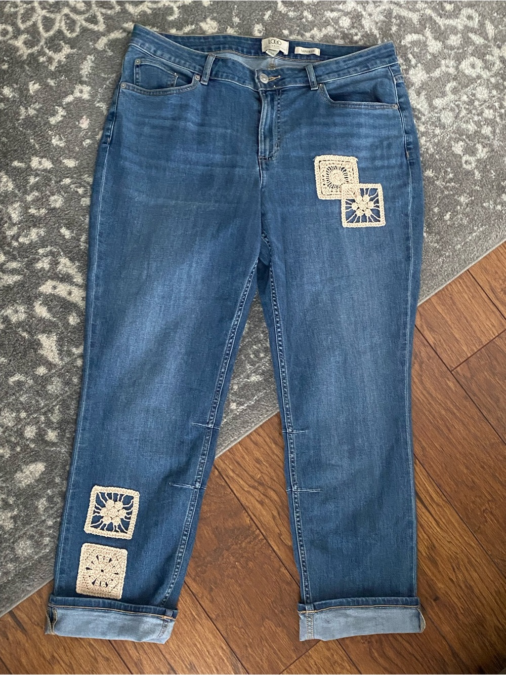 LOGO JEANS | 14 | CROCHET DETAIL